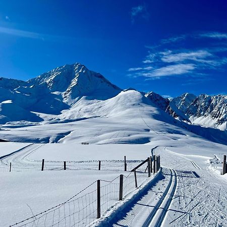 Koflers Ferienwohnungen Oberperfuss Bagian luar foto