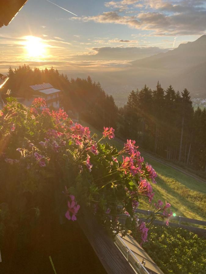 Koflers Ferienwohnungen Oberperfuss Bagian luar foto