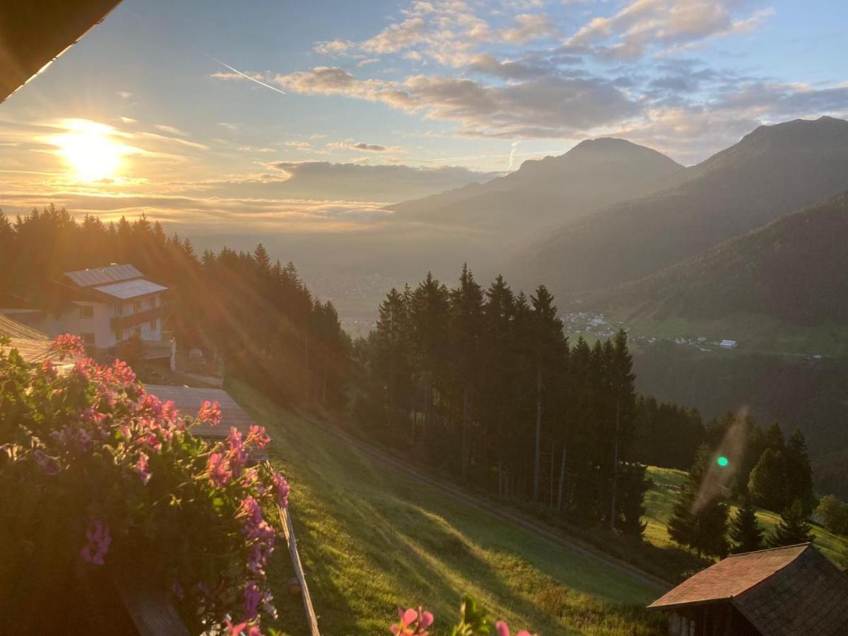 Koflers Ferienwohnungen Oberperfuss Bagian luar foto