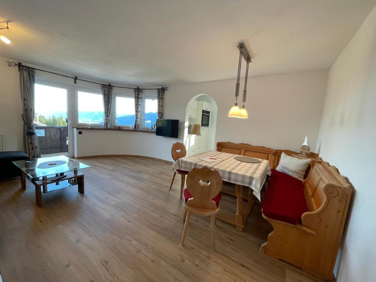 Koflers Ferienwohnungen Oberperfuss Bagian luar foto