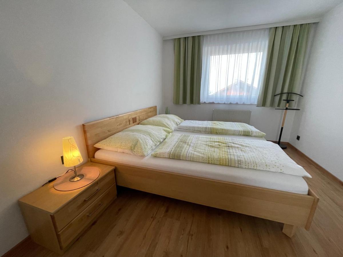 Koflers Ferienwohnungen Oberperfuss Bagian luar foto